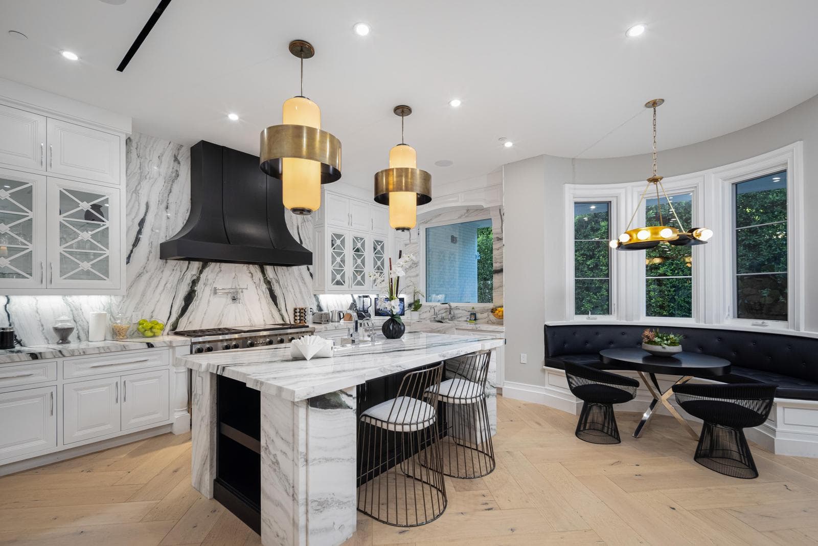 Ava Place - Image 11