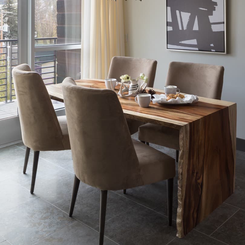 Leigh Home - Image 4