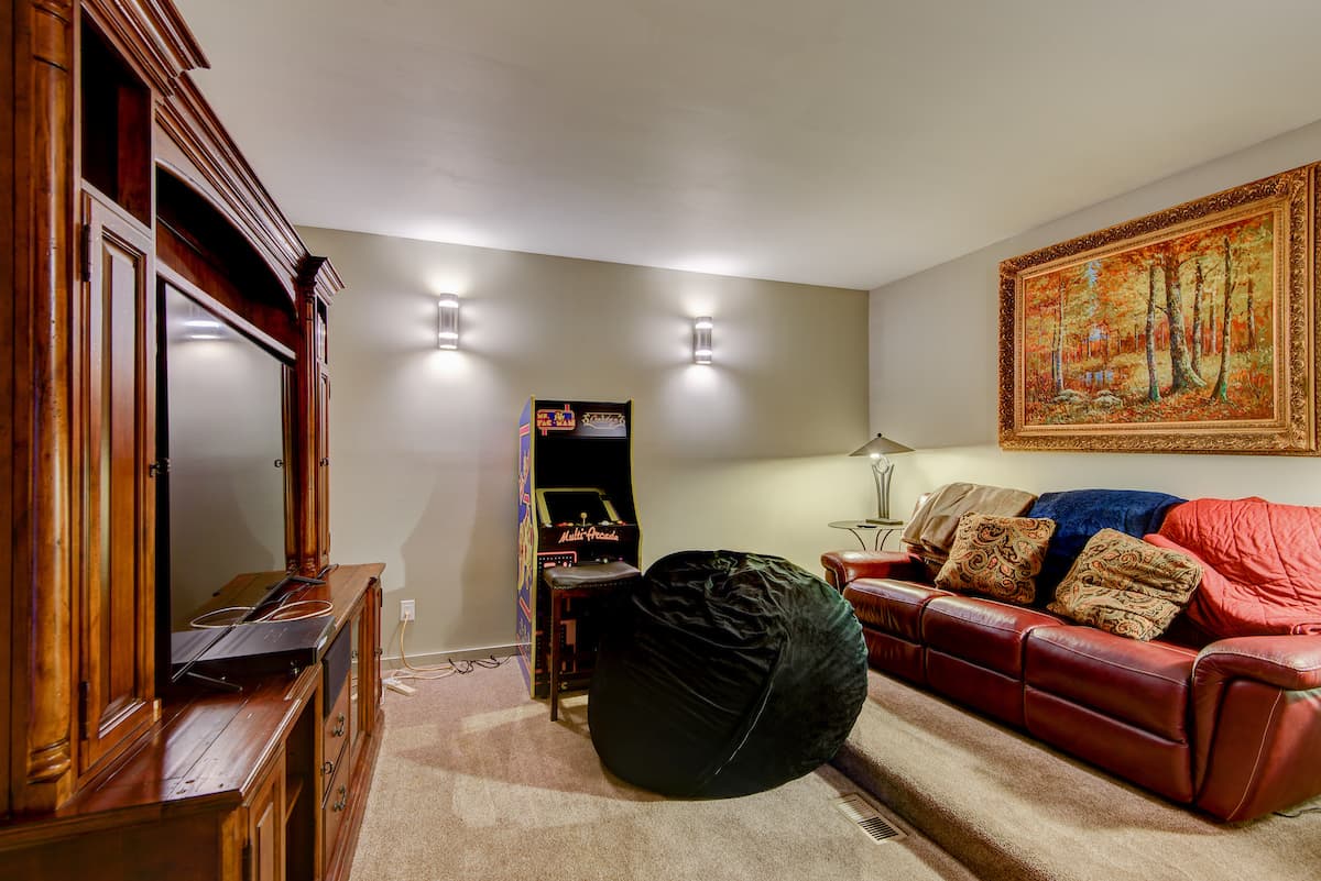 Rested Traveler - Image 35