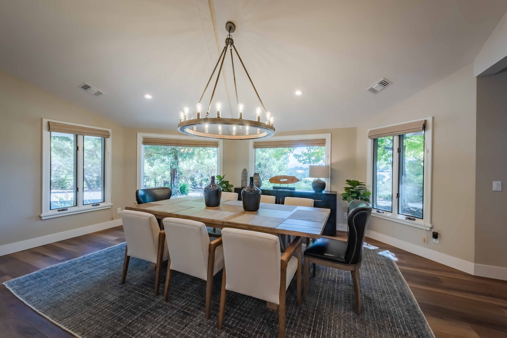 Arbor House - Image 7