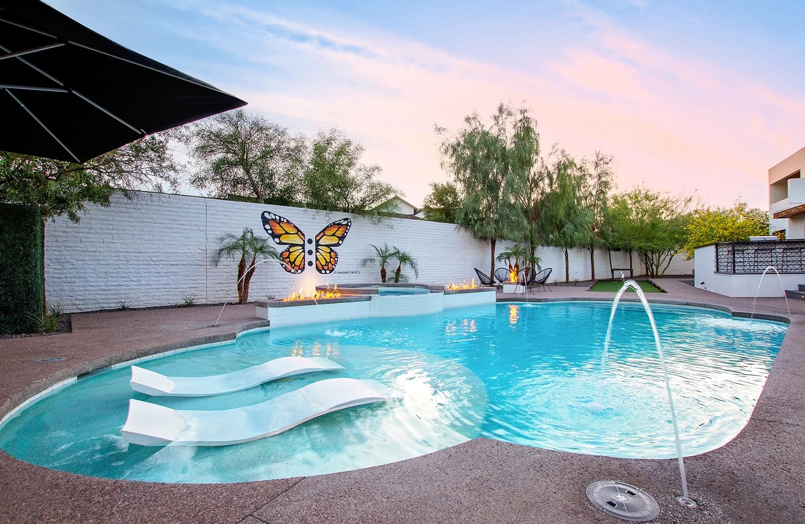 Camelback Manor - Image 32