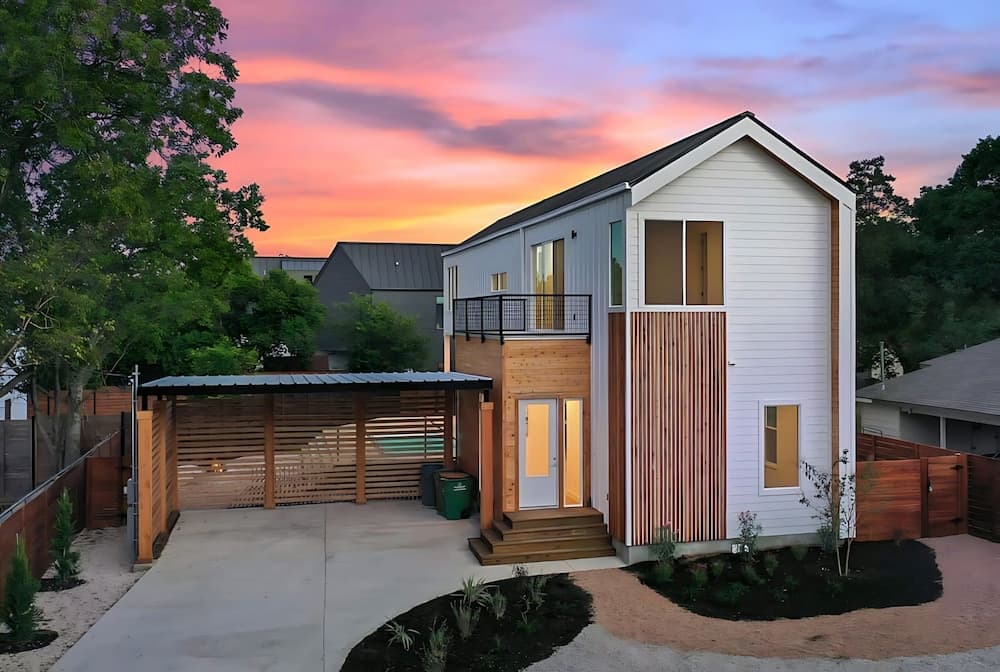 Luma House - Image 1