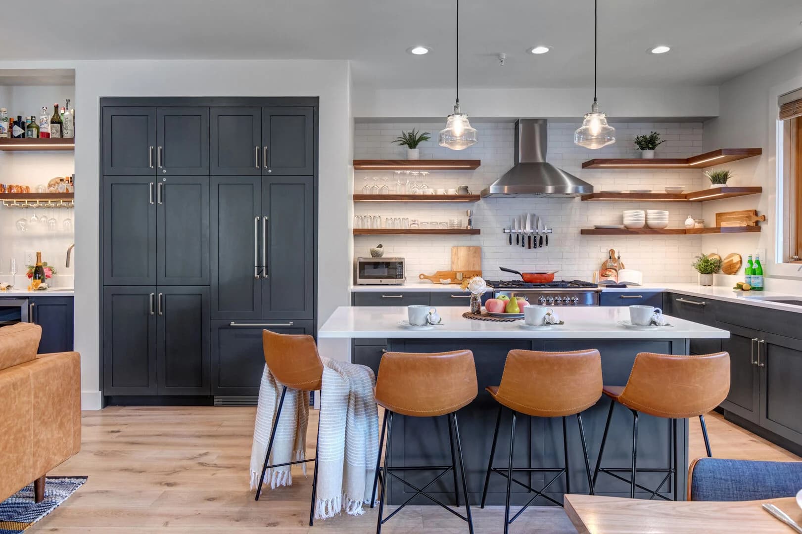 Black Bear Residence - Image 14