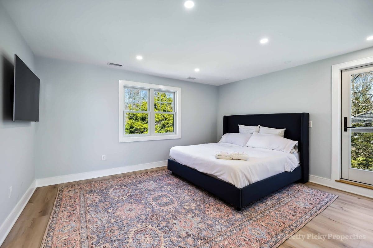 Lewis Bay Lookout - Image 17