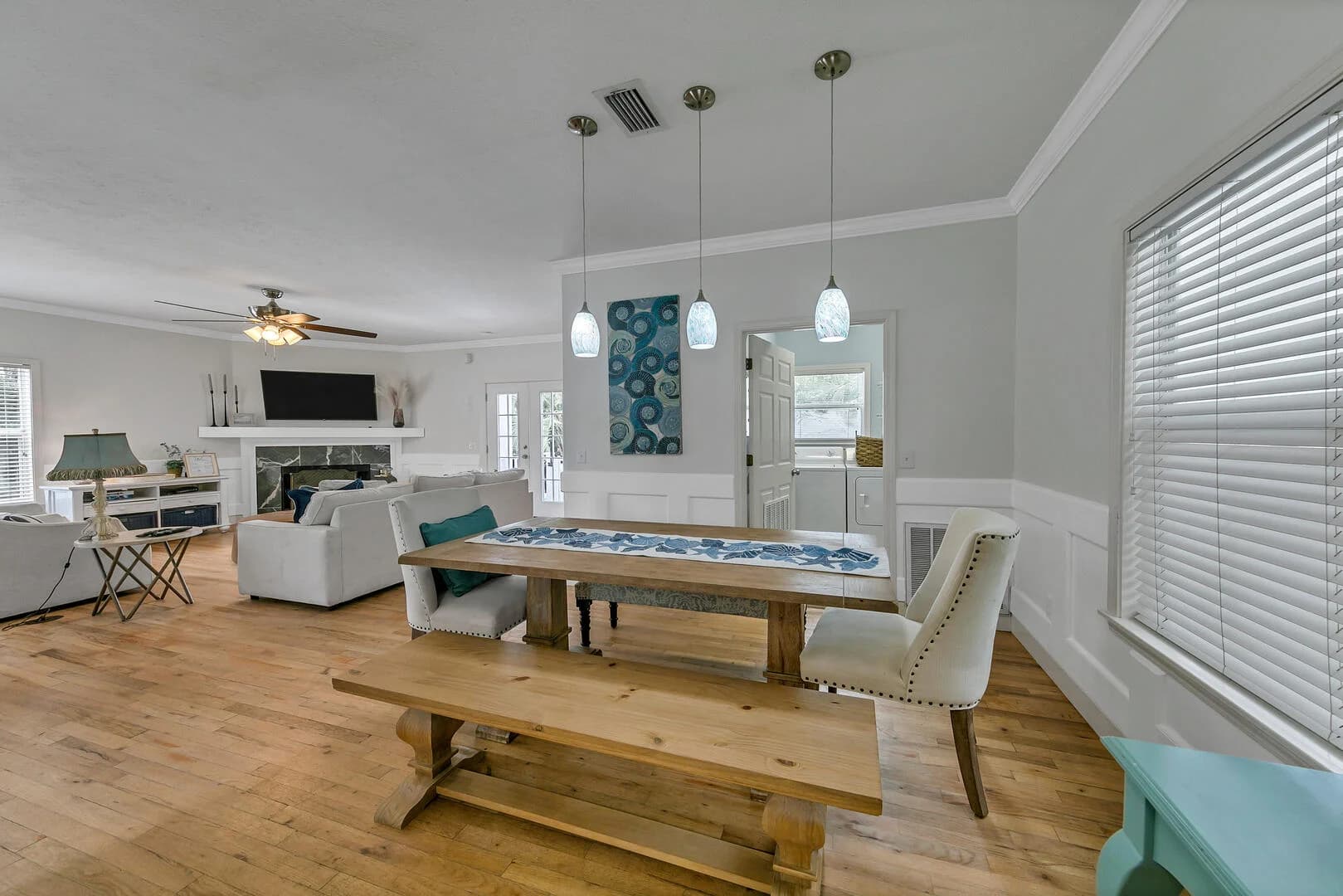 Rainbow Fish Home - Image 15