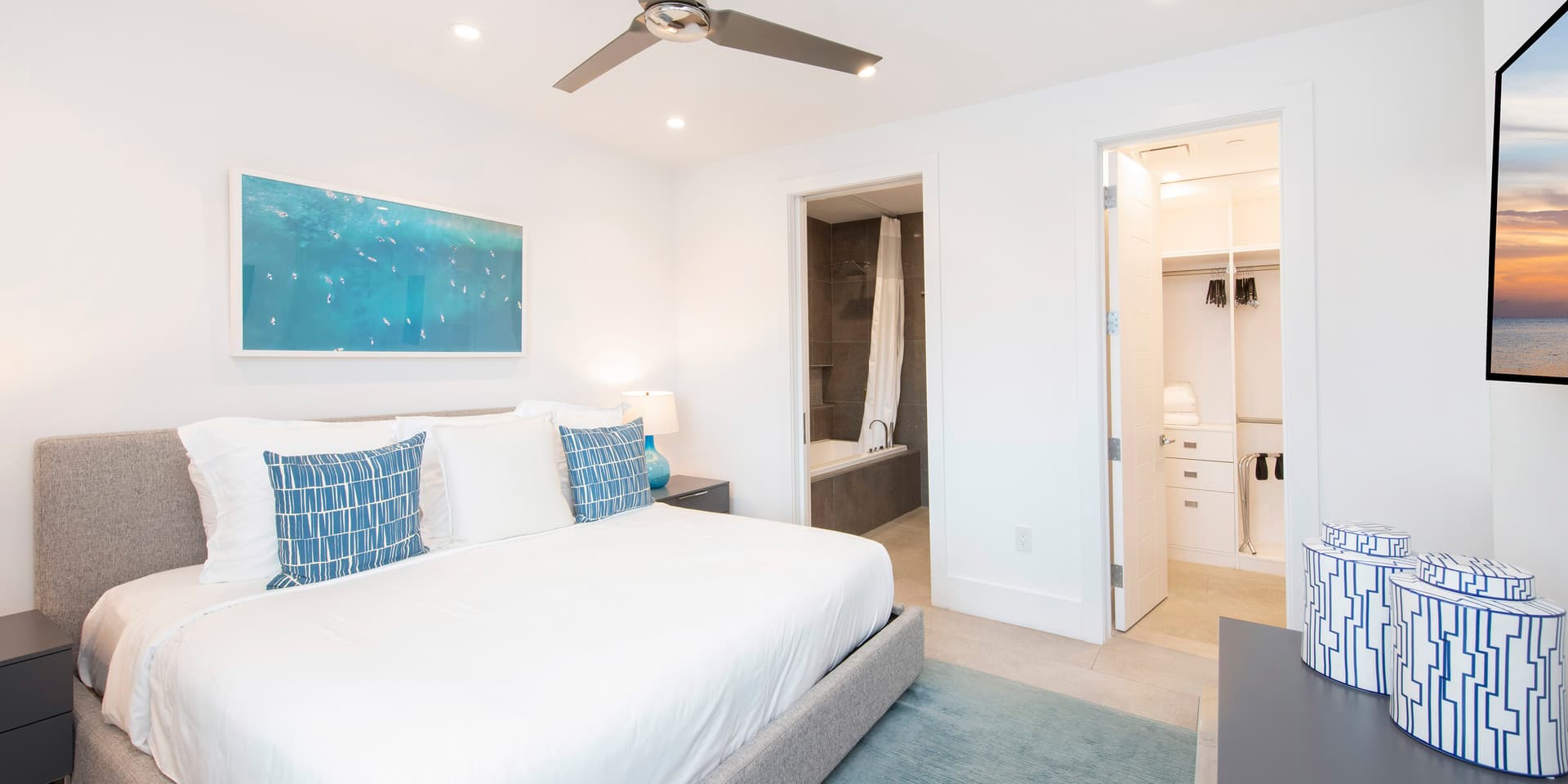 Azure Breeze Haven - Image 12