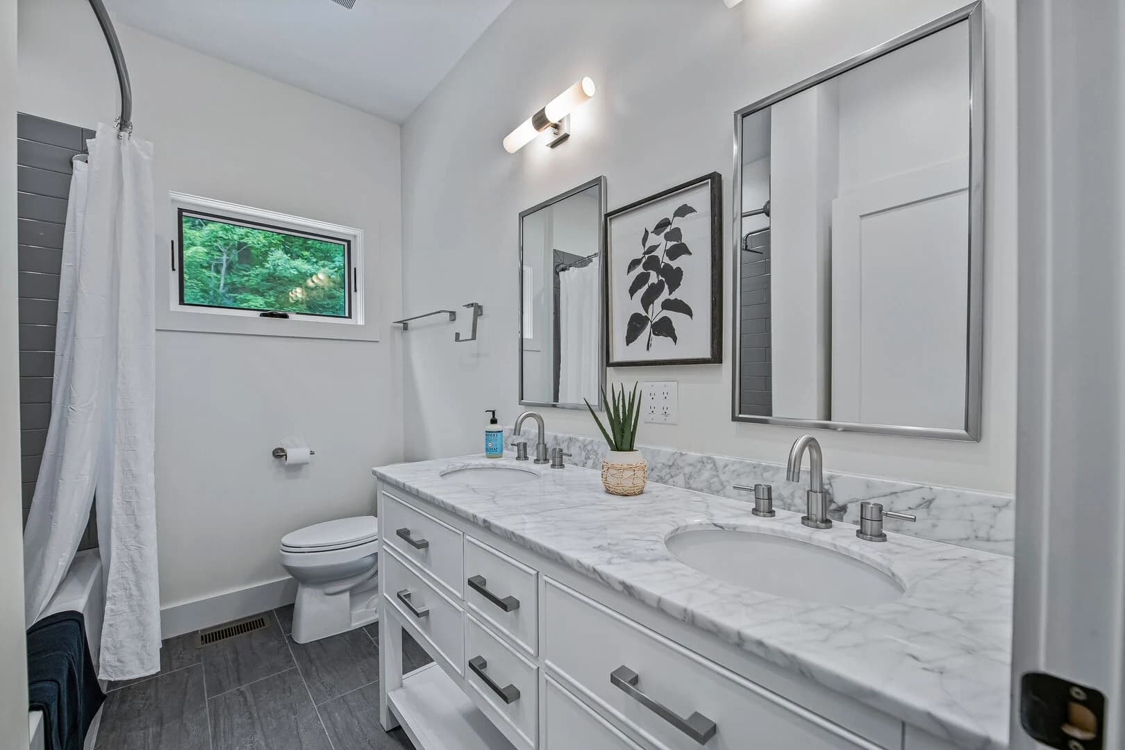 Nana's Branch - Image 20