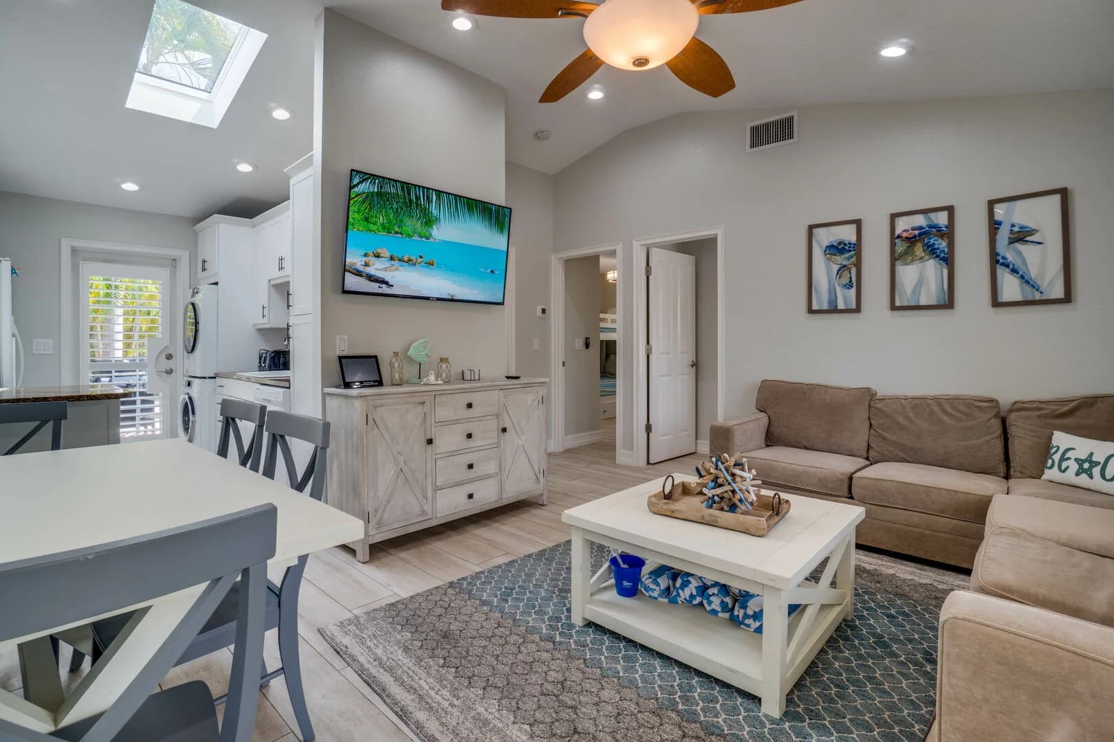 Blue Lagoon House - Image 4