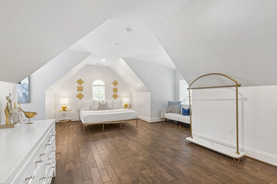 Mallard Vestige - Image 31