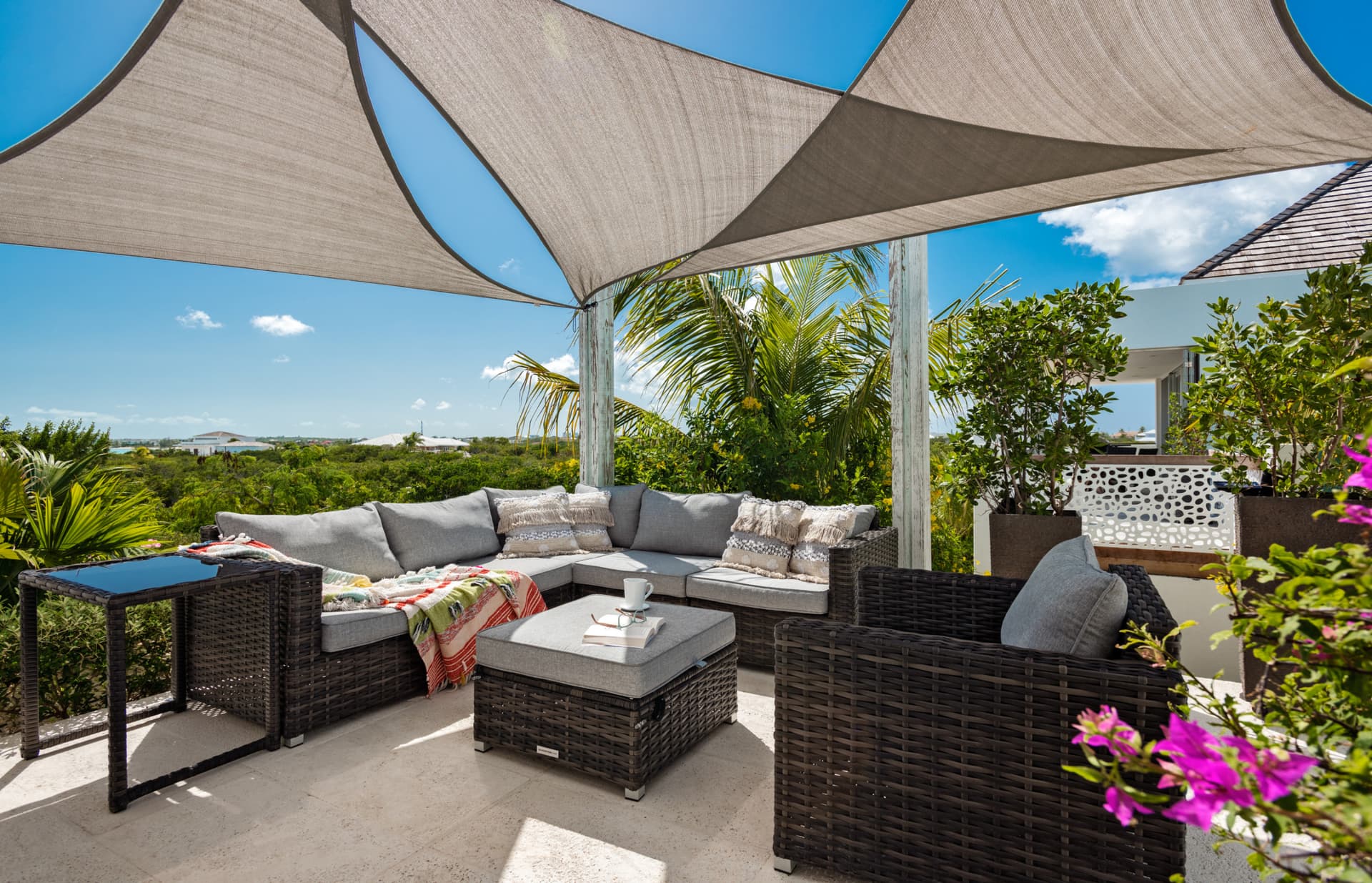 Ocean Dream 2 BR Villa Blue - Image 10