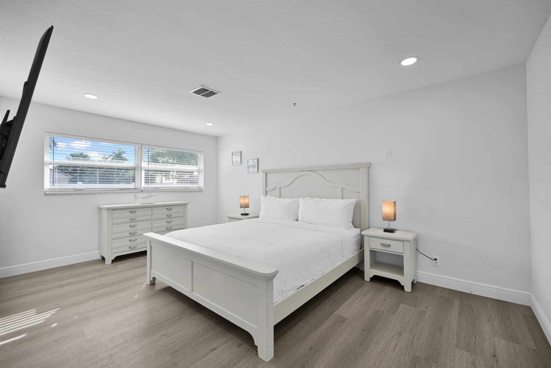 Rodman House - Image 60