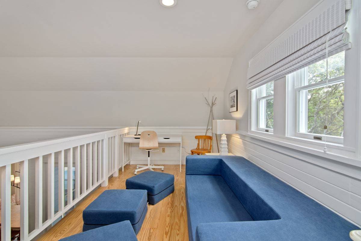 Blue Suede Home - Image 16