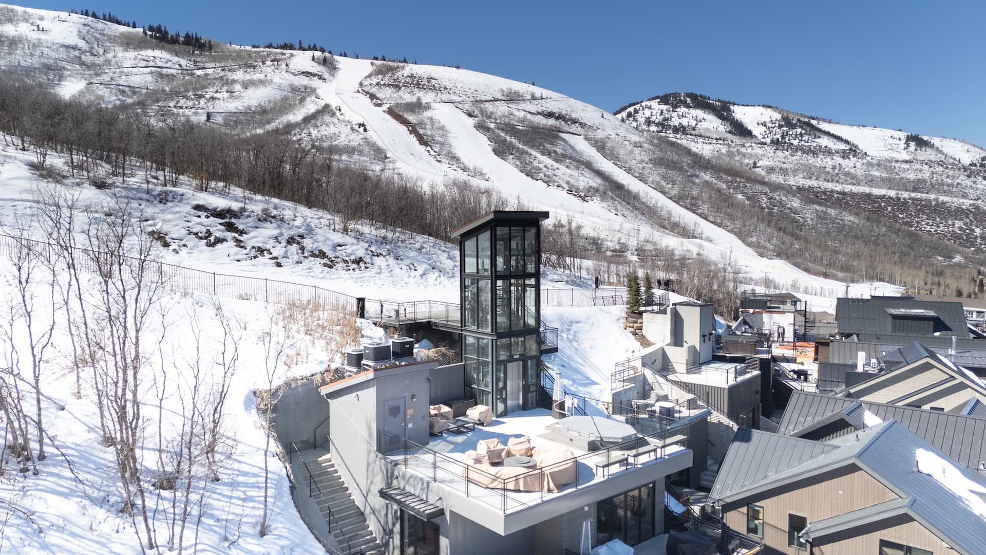 Japandi Slopeside Retreat - Image 71