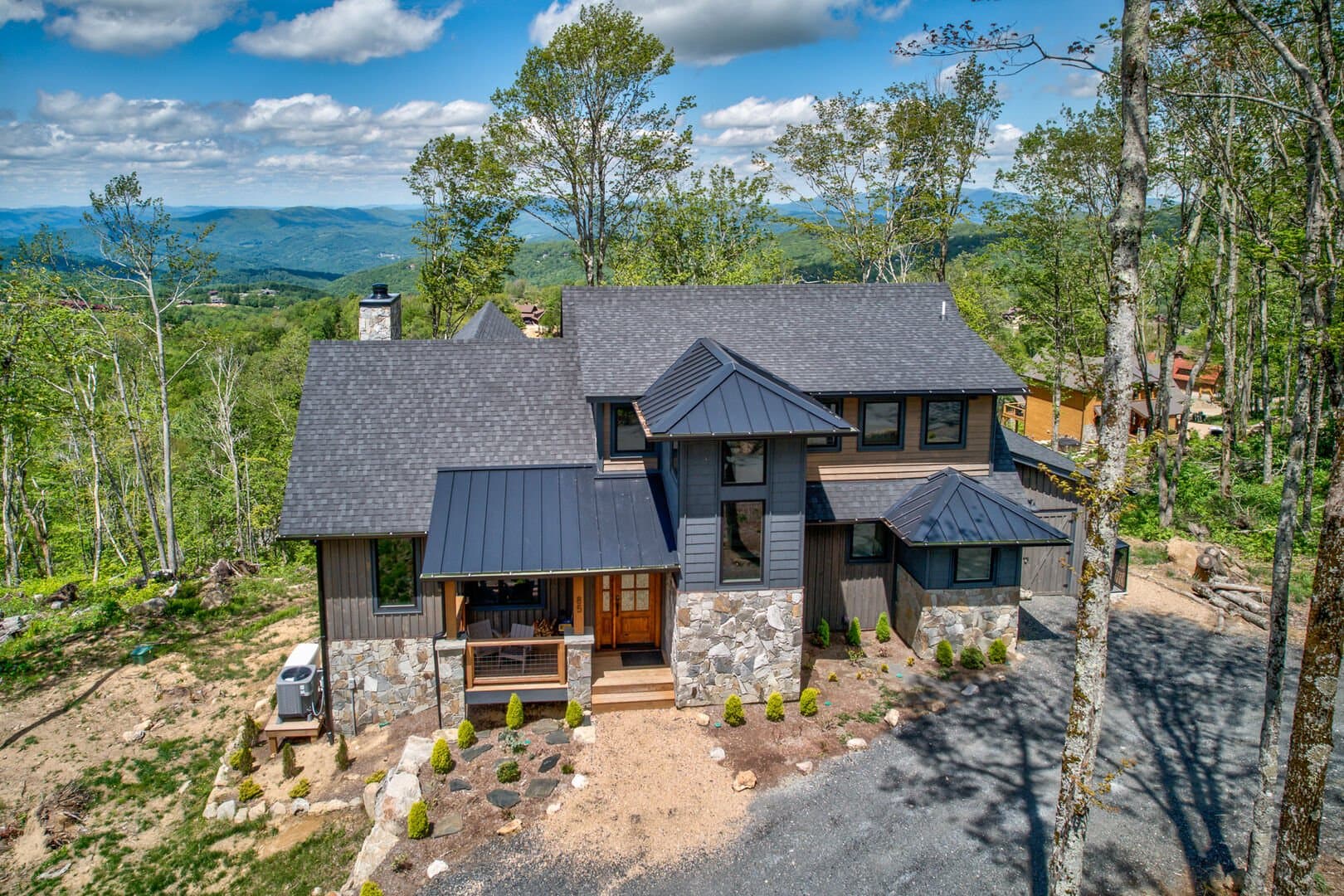 Zion House - Image 30