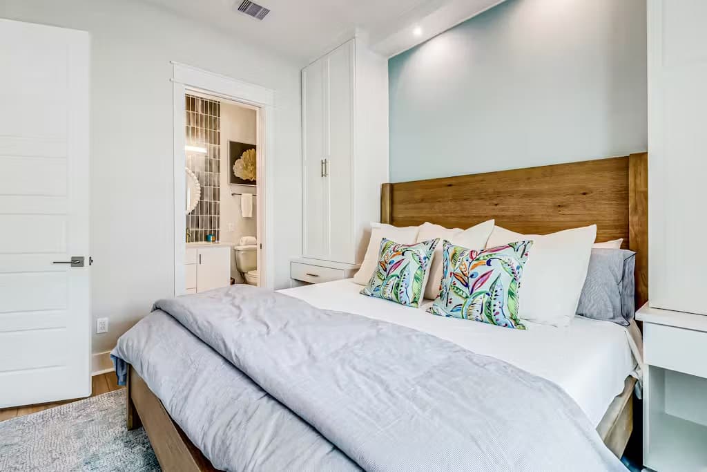 Beachin' Bungalow - Image 29