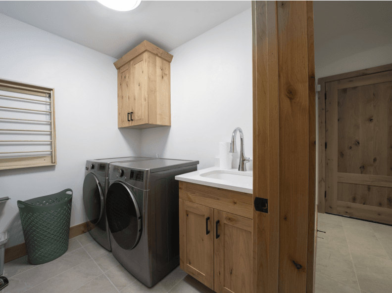 Whale's Tail Watch - Image 23