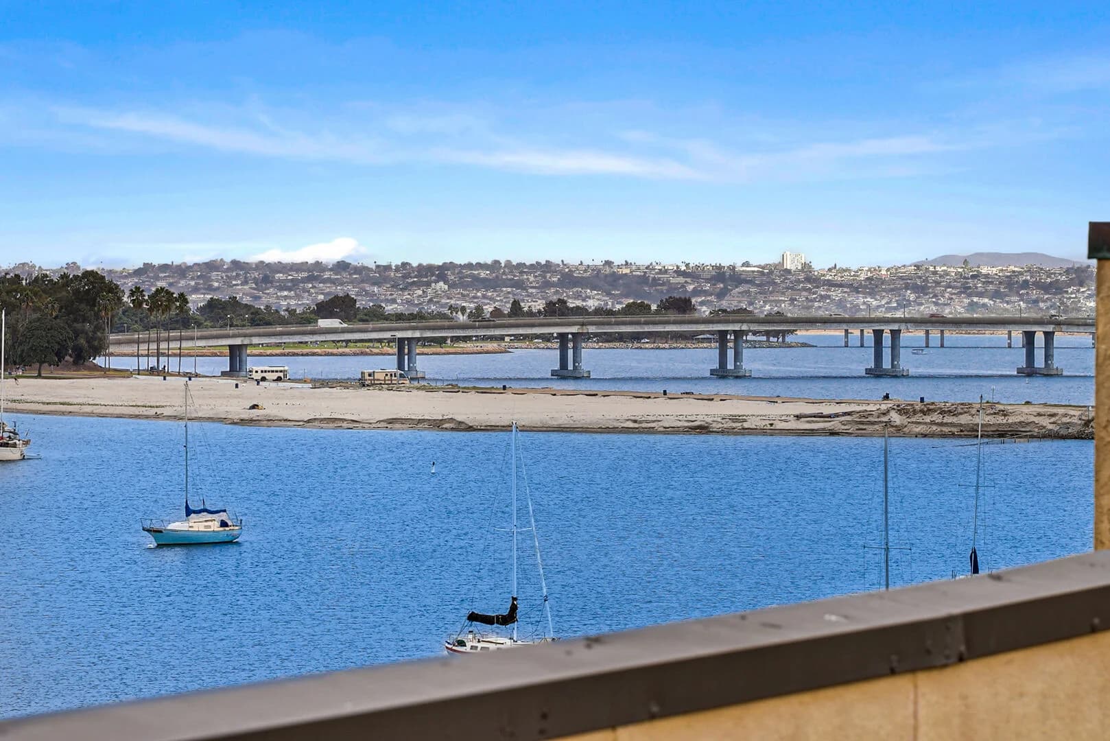 Bayside Escape 4 - Image 36