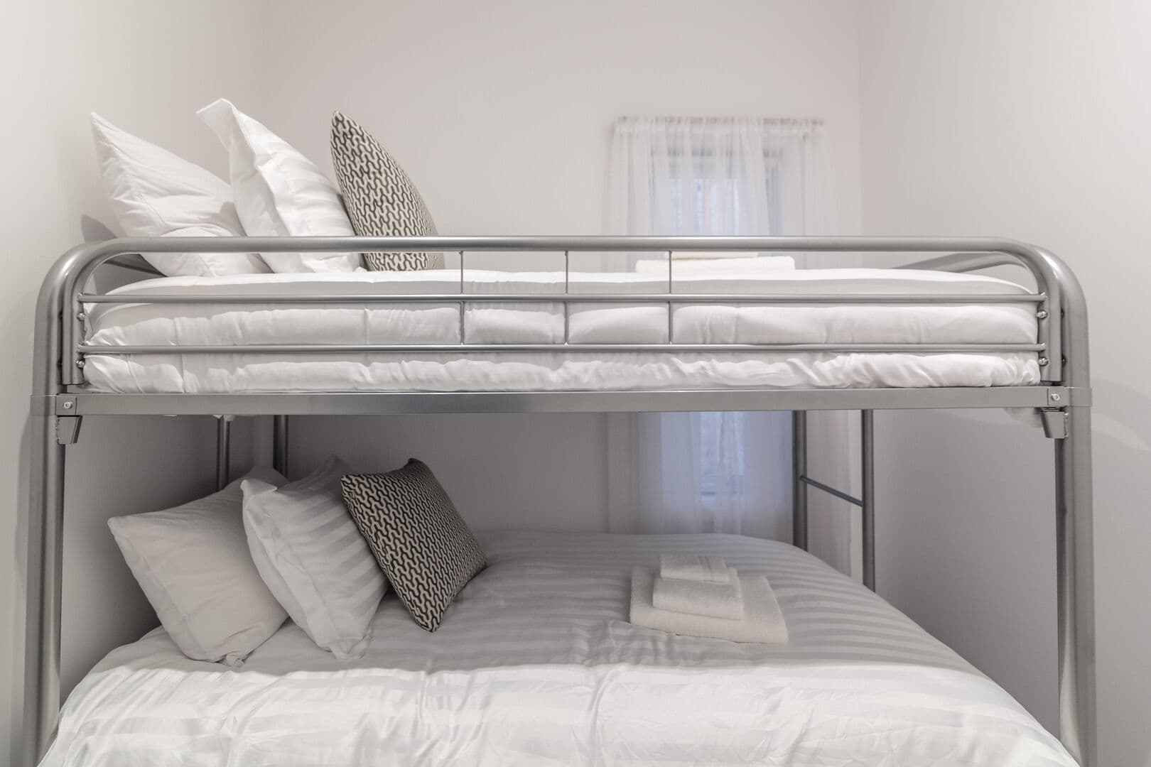 Laurent Home - Image 12